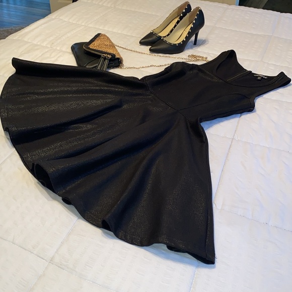 Express Dress - Picture 5 of 6